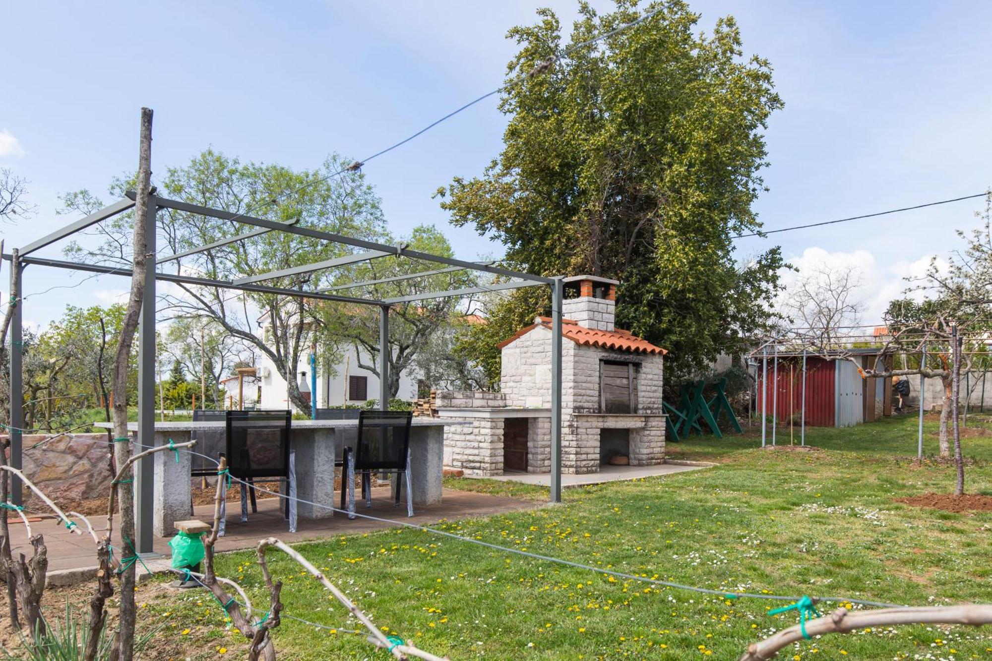 Casa Bruna Labin  Luaran gambar